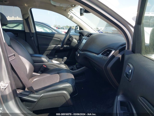 Dodge Journey Crossroad 2019 3C4PDCGG8KT717646 Image 5