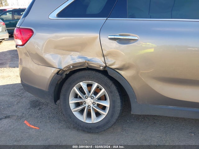 KIA Sorento 3.3l Lx 2017 5XYPGDA58HG194973 Image 6