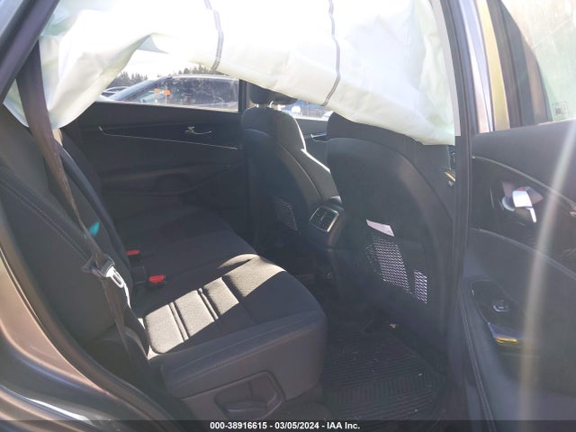 KIA Sorento 3.3l Lx 2017 5XYPGDA58HG194973 Image 8
