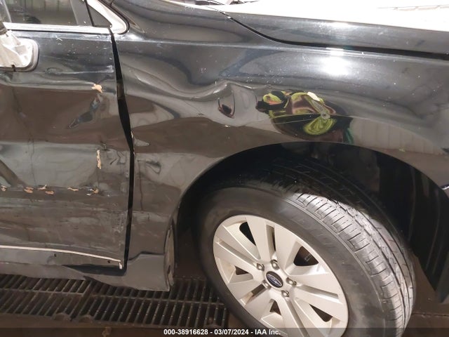 Subaru Outback 2.5i Premium 2019 4S4BSAHC7K3338435 Image 17