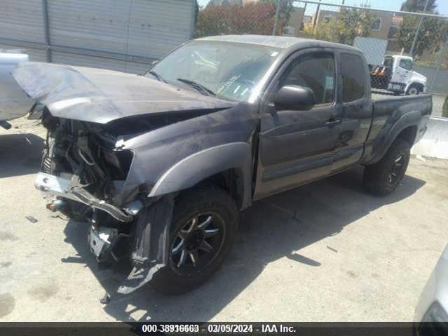 Toyota Tacoma Prerunner 2014 5TFTX4GN8EX028497 Image 2