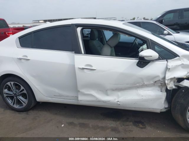 KNAFZ4A88G5616650 KIA FORTE EX