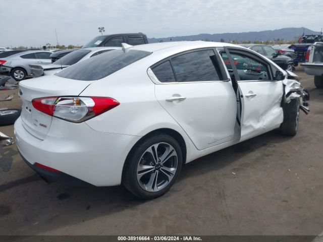 KNAFZ4A88G5616650 KIA FORTE EX