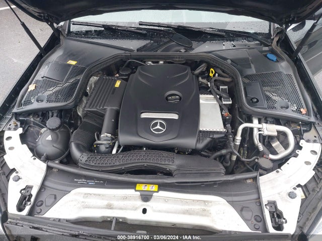 55SWF4JB2GU162626 Mercedes-Benz C 300 Luxury/sport