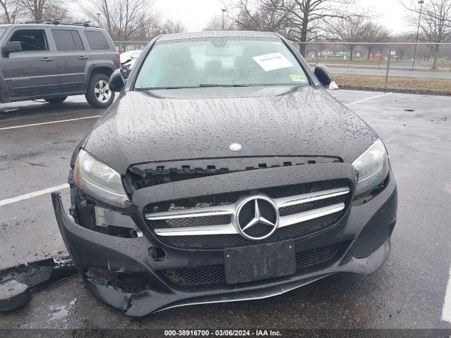 55SWF4JB2GU162626 Mercedes-Benz C 300 Luxury/sport