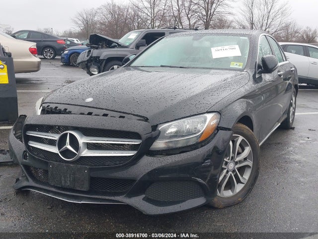 55SWF4JB2GU162626 Mercedes-Benz C 300 Luxury/sport