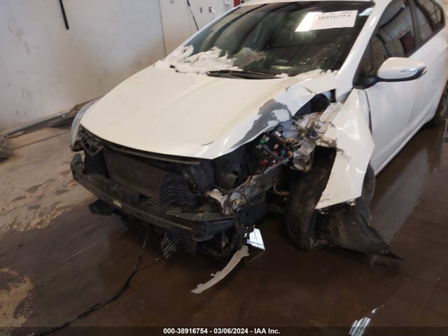 KIA FORTE LX 2015 KNAFX4A66F5394578 Image 6
