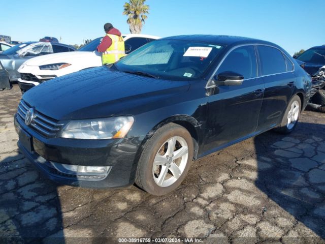 1VWAT7A33FC111448 Volkswagen Passat 1.8t Limited Edition