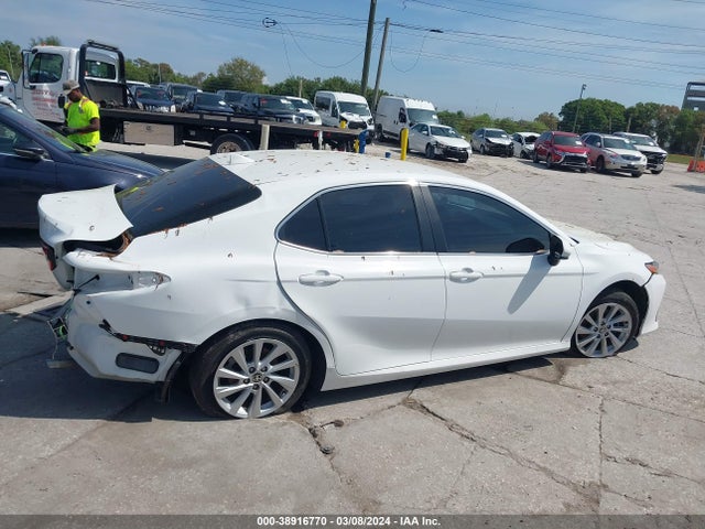 Toyota CAMRY LE 2021 4T1C11AK6MU600077 Image 13