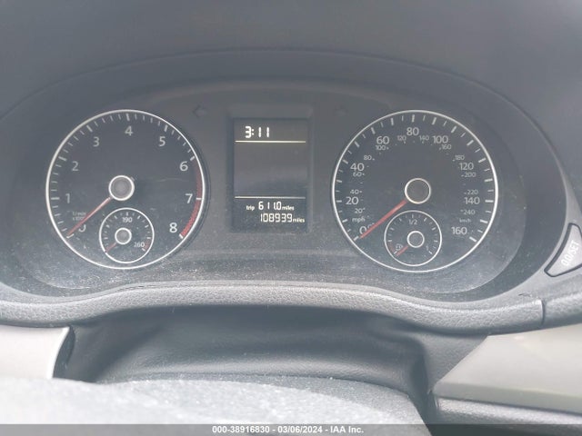 1VWAT7A37FC052548 Volkswagen Passat 1.8t S