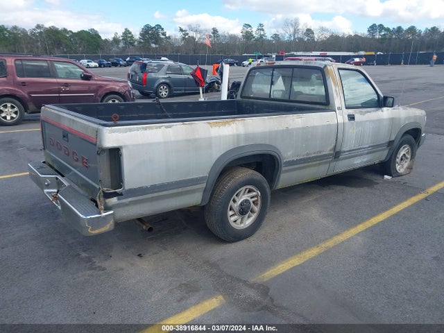 1992 DODGE DAKOTA VIN: 1B7GL26X3NS593712