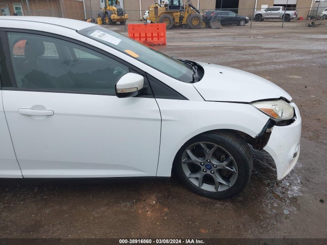 Ford FOCUS SE 2014 1FADP3K27EL296725 Image 6