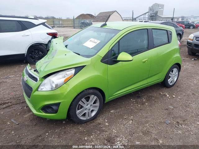 Chevrolet Spark 1lt Cvt 2015 KL8CD6S90FC730989 Image 2
