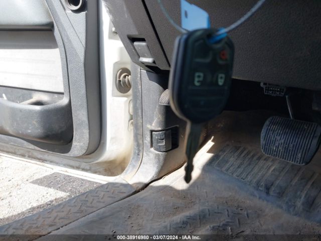1FTFX1CFXEKD27643 Ford F-150 Xl