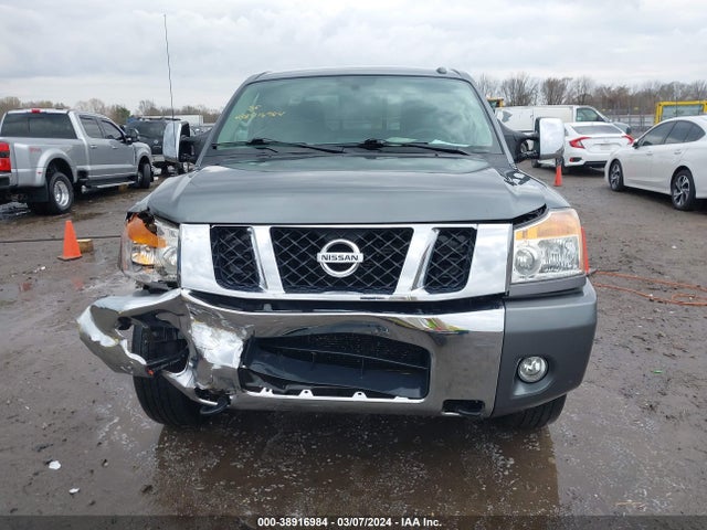 Nissan TITAN SV 2014 1N6AA0CC5EN505756 Image 12