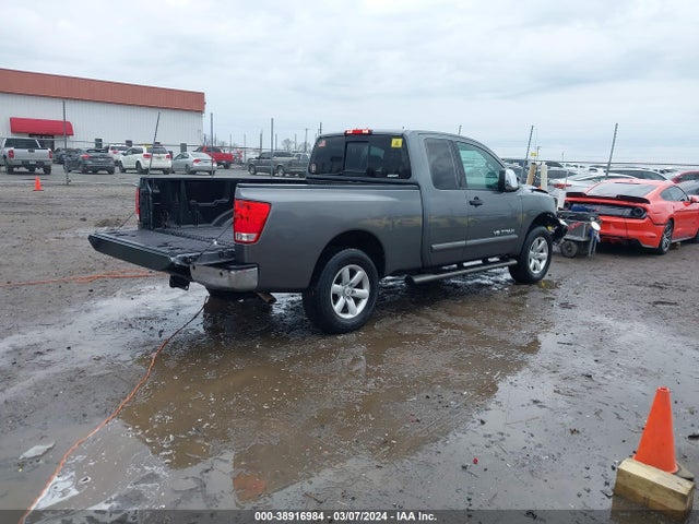 Nissan TITAN SV 2014 1N6AA0CC5EN505756 Image 4