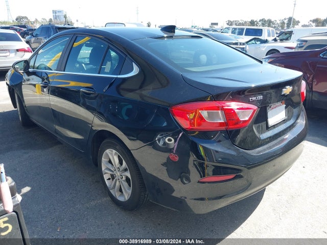 Chevrolet CRUZE LT 2019 1G1BE5SM8K7116556 Image 3