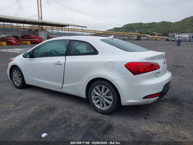 KIA Forte Koup Ex 2016 KNAFX6A84G5623872 Image 3