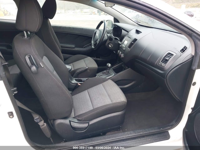 KIA Forte Koup Ex 2016 KNAFX6A84G5623872 Image 5