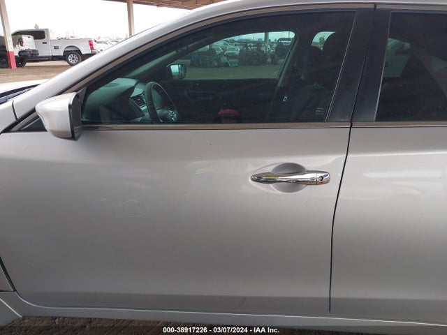 Nissan Altima 2.5 S 2018 1N4AL3AP3JC105064 Image 14