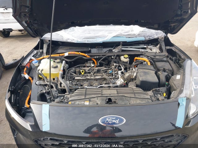 1FMCU9BZ2LUB39122 Ford Escape Se Sport Hybrid