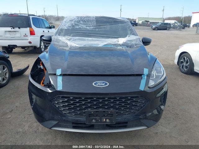 1FMCU9BZ2LUB39122 Ford Escape Se Sport Hybrid