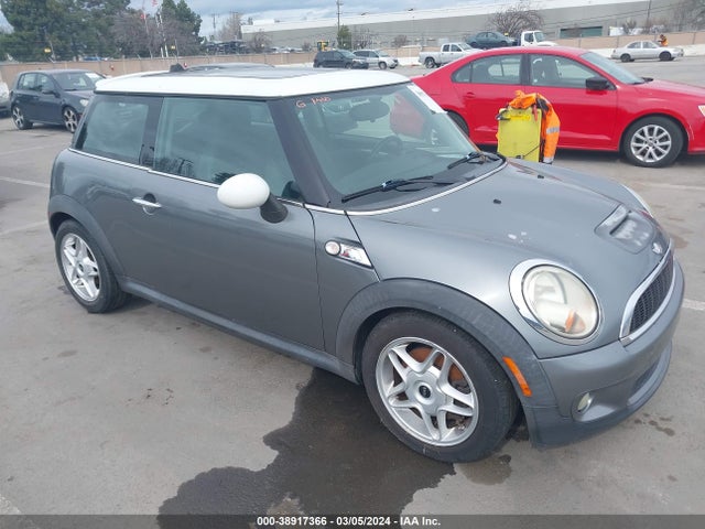 2008 MINI COOPER S WMWMF73558TV34988 Photo 0