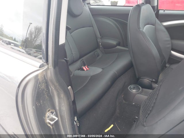 2008 MINI COOPER S WMWMF73558TV34988 Photo 7