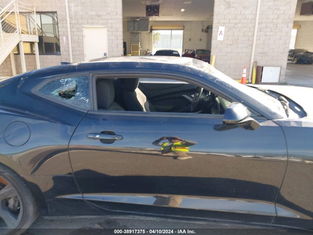 Chevrolet Camaro 1ss 2018 1G1FE1R71J0190662 Image 12