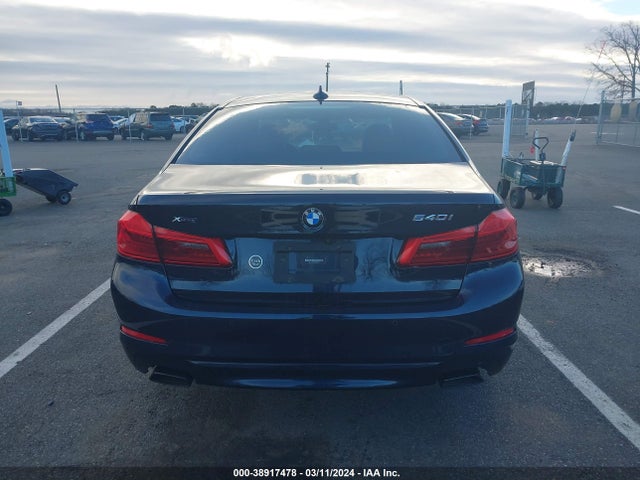 BMW 540i Xdrive 2019 WBAJE7C52KWW08279 Image 16