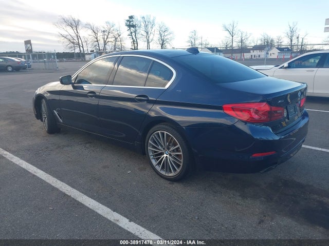 BMW 540i Xdrive 2019 WBAJE7C52KWW08279 Image 3