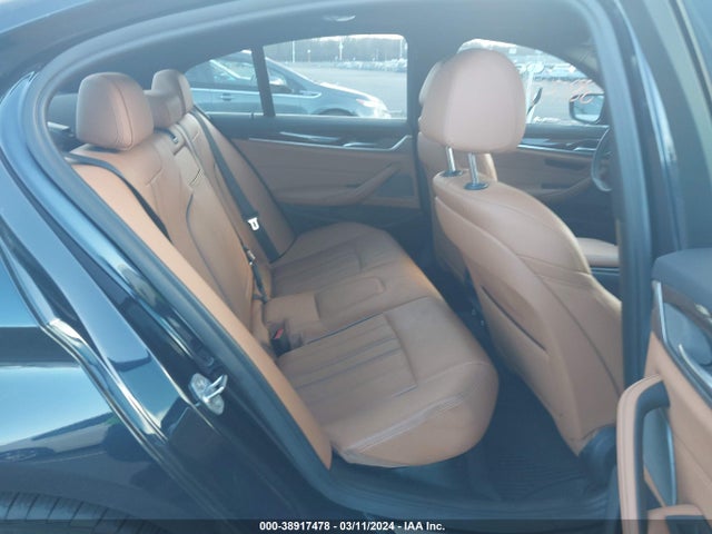 BMW 540i Xdrive 2019 WBAJE7C52KWW08279 Image 8