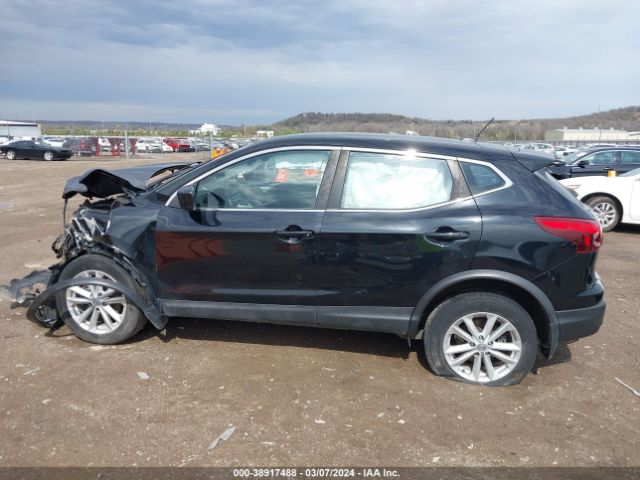 JN1BJ1CR7JW200476 Nissan Rogue Sport S