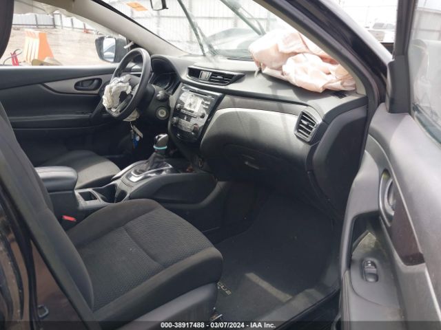 JN1BJ1CR7JW200476 Nissan Rogue Sport S