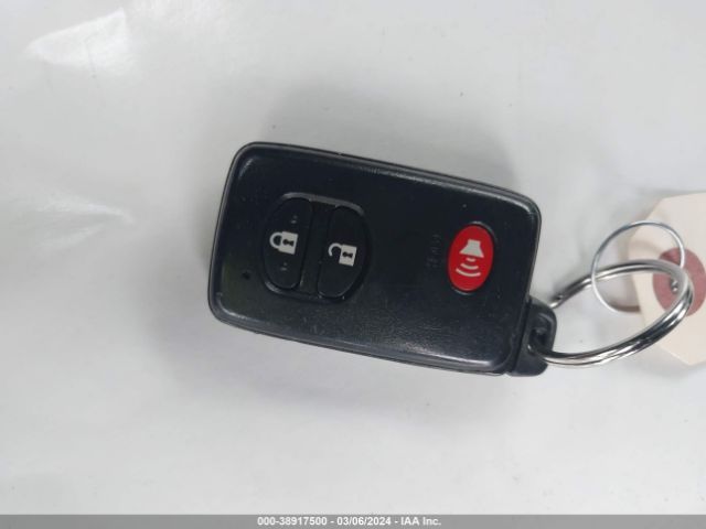 JTKJF5C75GJ017852 Scion TC