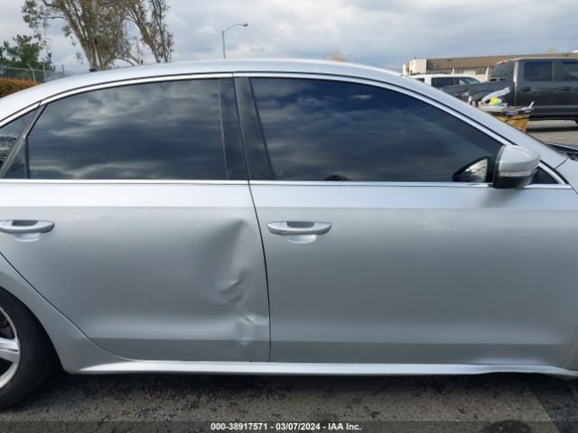 1VWAT7A34FC118781 Volkswagen Passat 1.8t Limited Edition