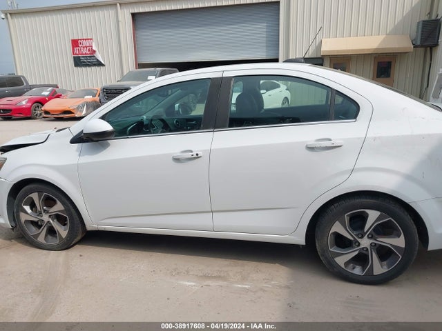 Chevrolet Sonic Premier Auto 2017 1G1JF5SB1H4109868 Image 14