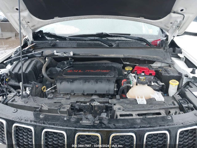 3C4NJCBB1LT235114 Jeep Compass Latitude Fwd