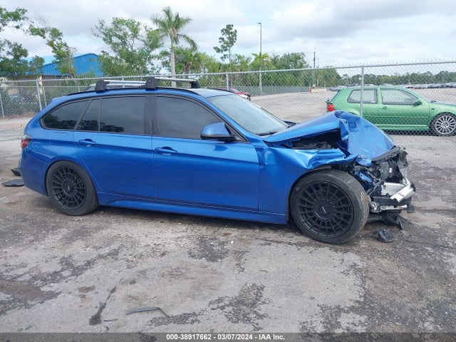 BMW 330i Xdrive 2017 WBA8K3C37HA023489 Image 13