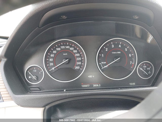 BMW 330i Xdrive 2017 WBA8K3C37HA023489 Image 7
