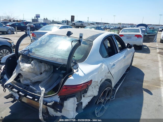 ZARFAMBN2N7657278 Alfa Romeo Giulia Veloce Ti Rwd