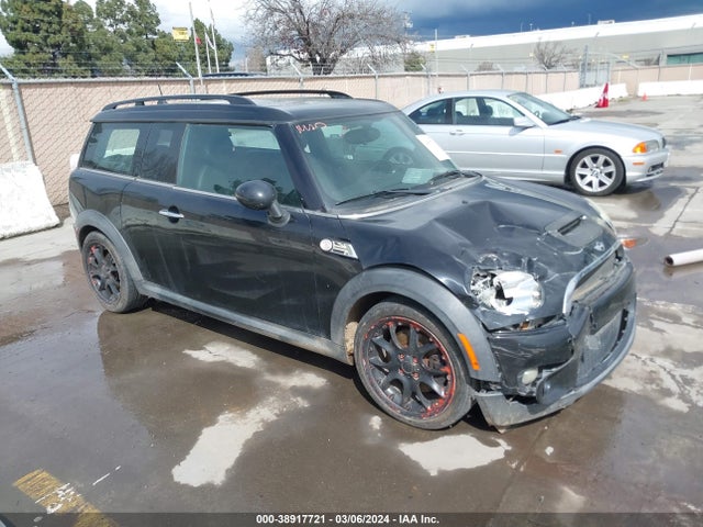 2009 MINI COOPER S CLUBMAN WMWMM33569TP92632 Photo 0