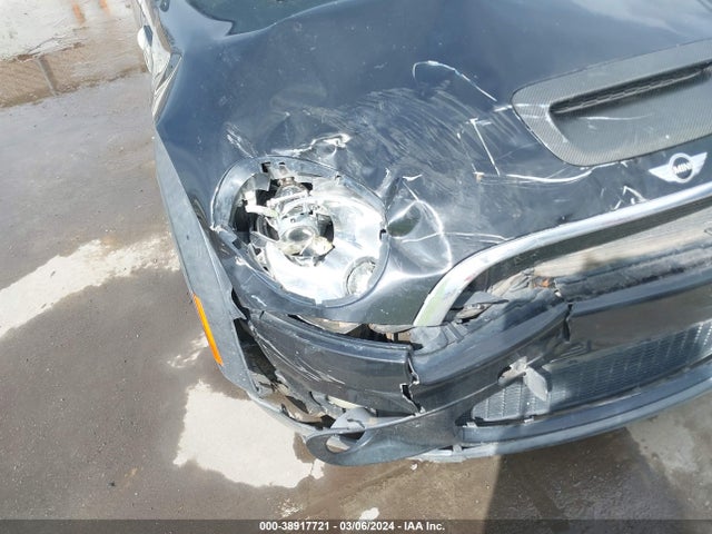 2009 MINI COOPER S CLUBMAN WMWMM33569TP92632 Photo 5