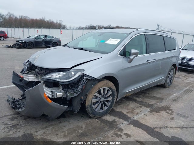2C4RC1EGXKR734714 Chrysler Pacifica Touring L Plus