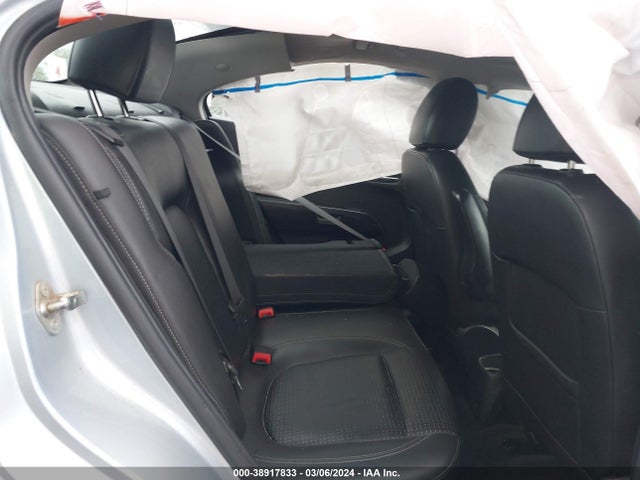 Chevrolet Sonic Premier Auto 2018 1G1JF5SBXJ4106781 Image 8
