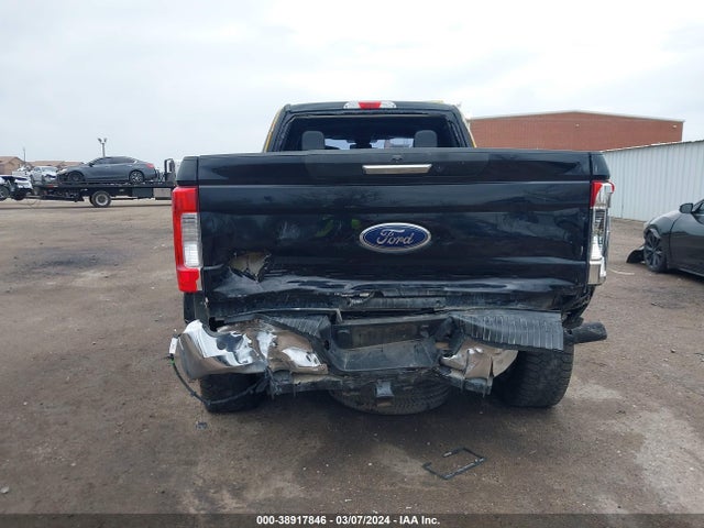 Ford F-250 Lariat 2018 1FT7W2BT1JEB90475 Image 16