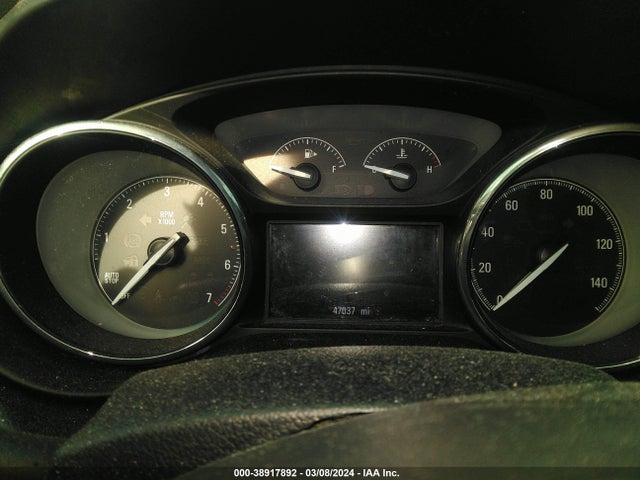 LRBFX1SA8JD000094 Buick Envision Essence