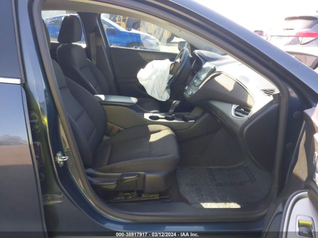 1G1ZG5ST2LF043658 Chevrolet Malibu Fwd Rs