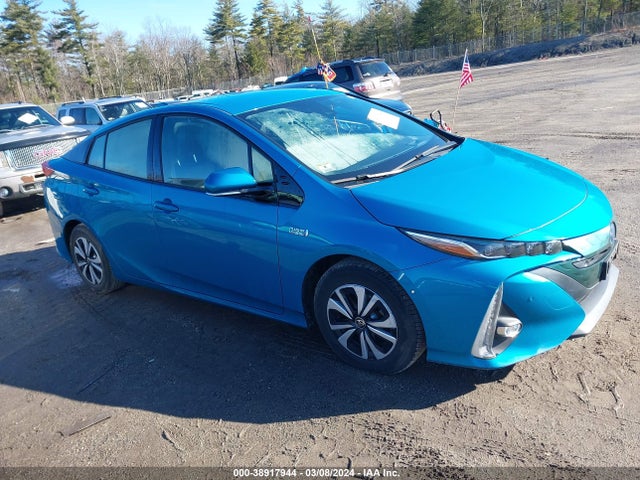 Toyota PRIUS PRIME 2018 JTDKARFP6J3076689 Image 1