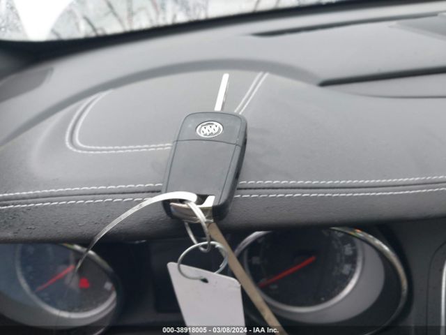 W04WH3N55JG096252 Buick Cascada Premium